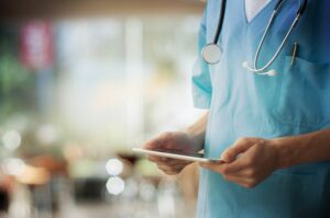 Picture of nurse holding clipboard